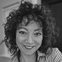 Moira, Director