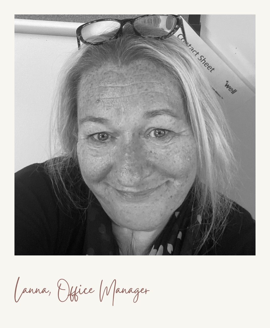 Lanna, Office Manager